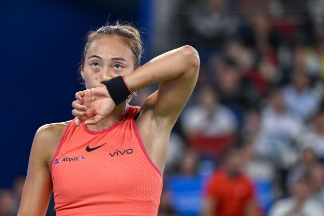 开云下载-郑钦文在武汉首进1000决赛 能否在家门口翻越山峰