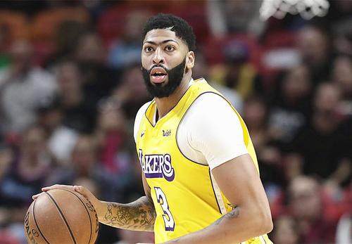 开云登录网址入口-沃格尔：缩减轮换的决定很难 戴维斯休息时间太少